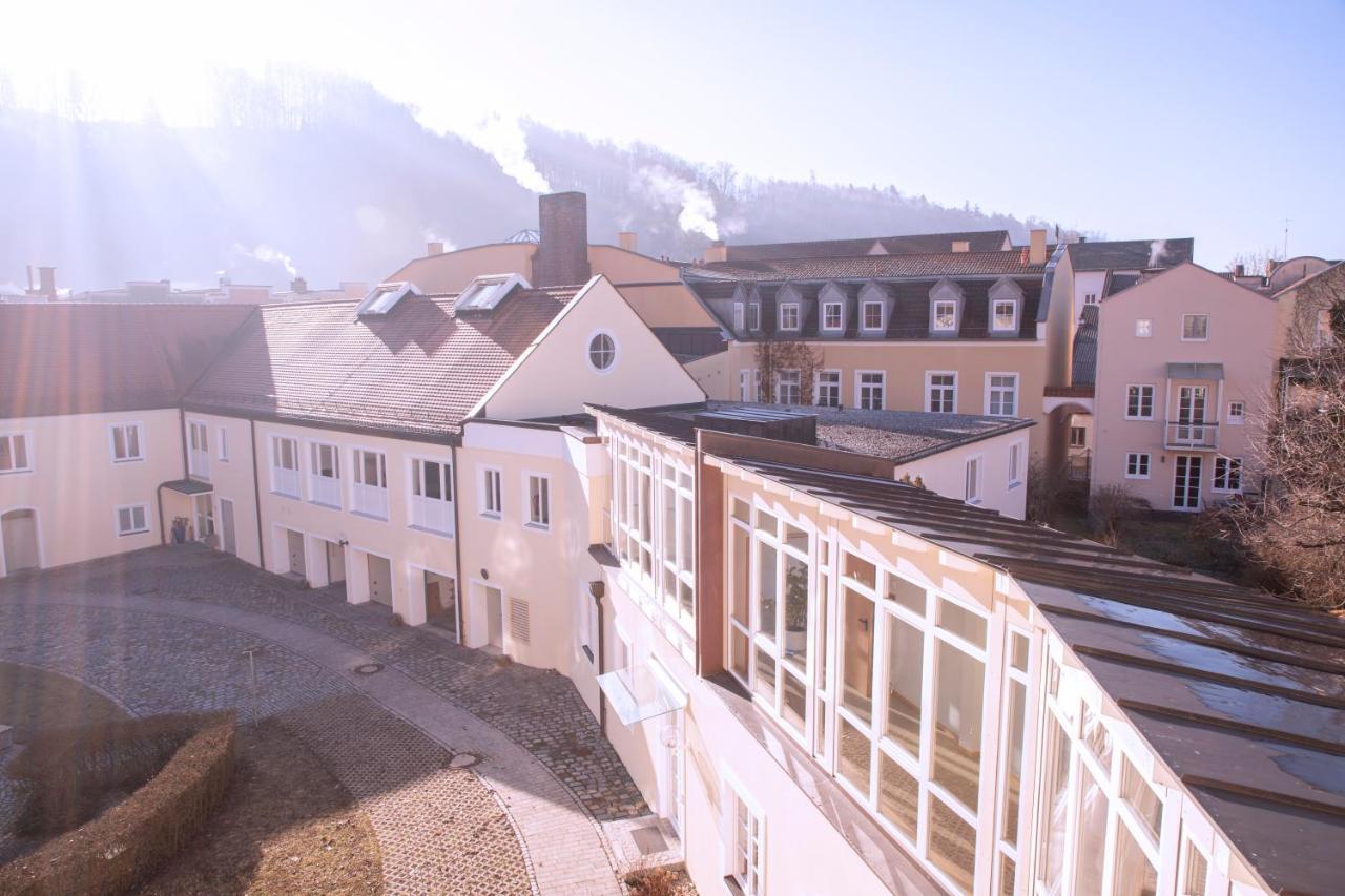 Haus Der Begegnung Heilig Geist Otel Burghausen Dış mekan fotoğraf