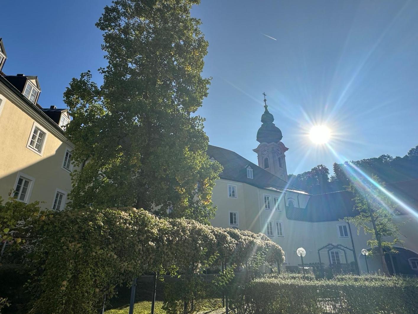 Haus Der Begegnung Heilig Geist Otel Burghausen Dış mekan fotoğraf