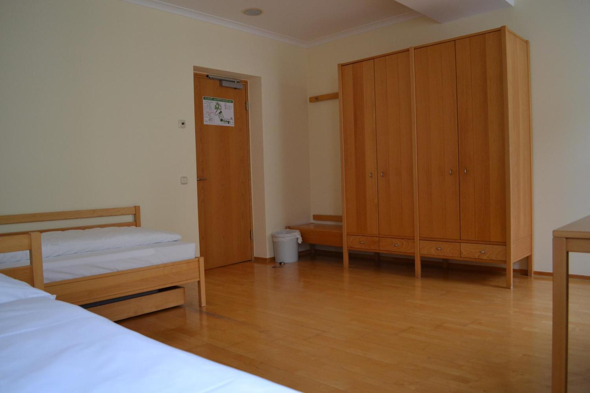 Haus Der Begegnung Heilig Geist Otel Burghausen Dış mekan fotoğraf