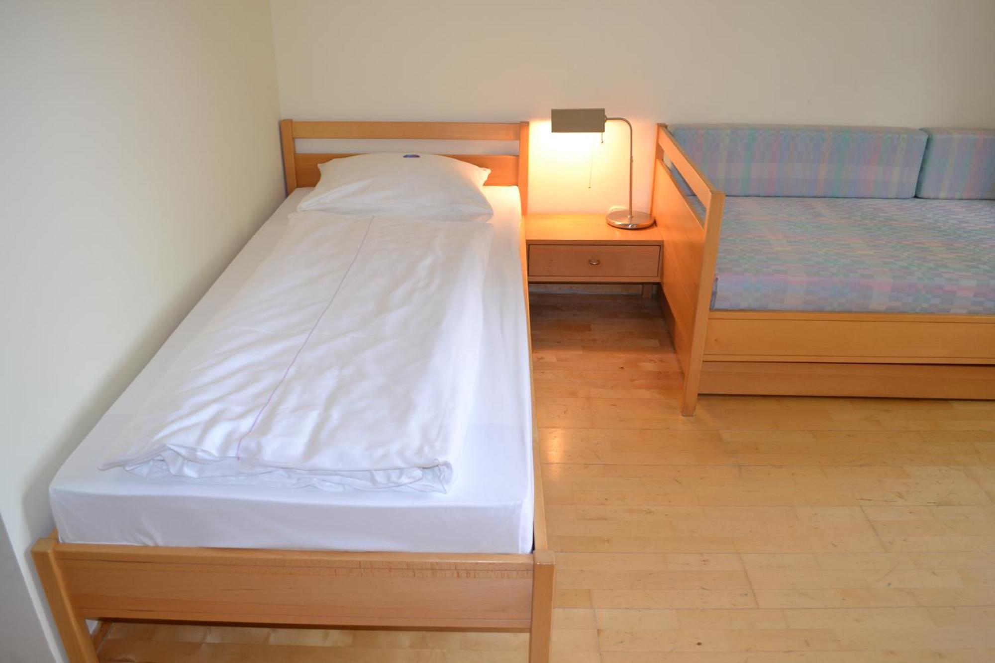 Haus Der Begegnung Heilig Geist Otel Burghausen Dış mekan fotoğraf